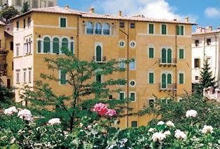 Hotel Palazzo Dragoni à Spolète Extérieur photo