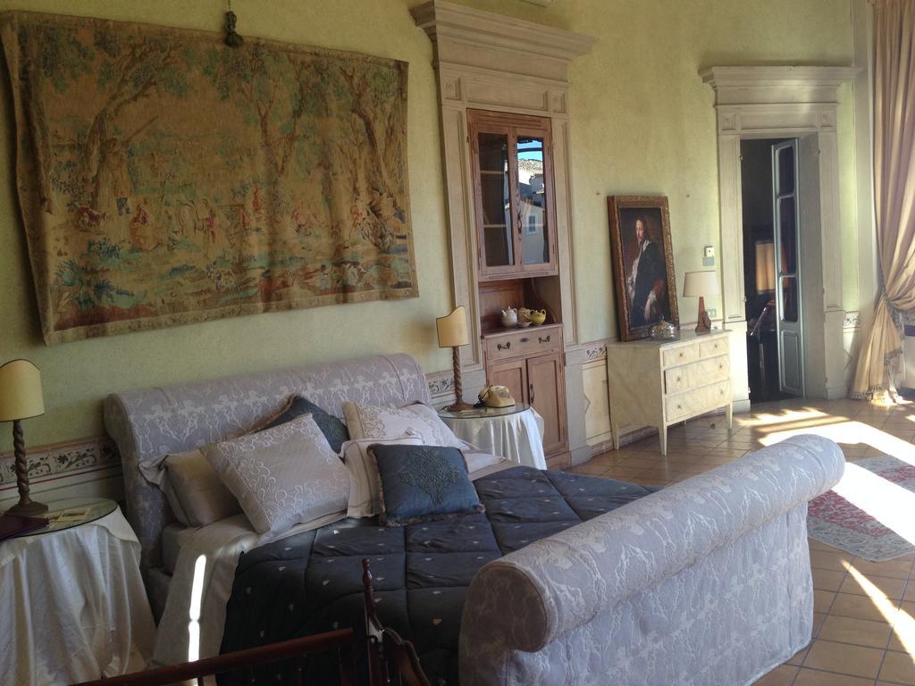 Hotel Palazzo Dragoni à Spolète Extérieur photo